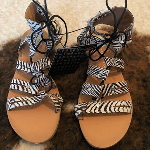 3/$15▪️DV by Dolce Vita Sandals